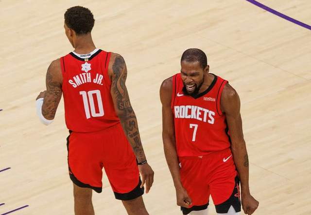 低命中率18+1,谢泼德获开火权,火箭队极致8人轮换 硬汉锋线上位