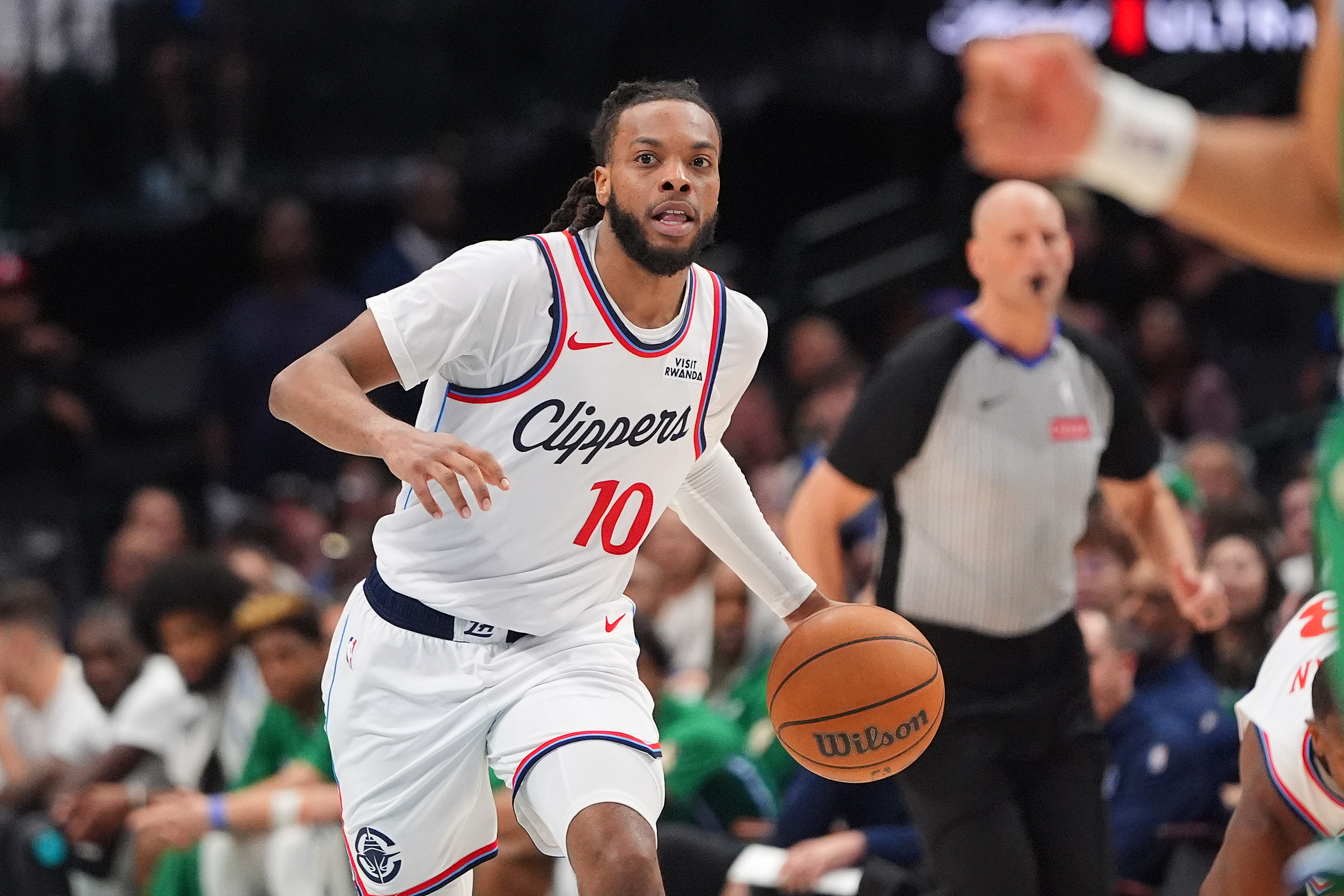 NBA：加兰41分快船加时力克独行侠 老鹰黄蜂主场获胜